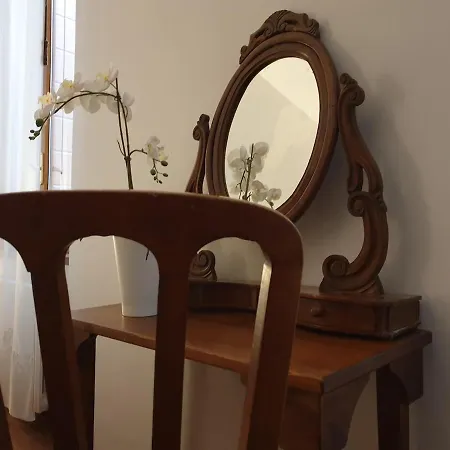 G2 Refined Retreat Steps From The Salute Appartement